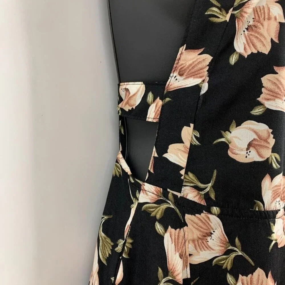 Storia Women's Kalani Floral Fit and Flare Sleeveless Mini Dress Size S - Picture 5 of 16